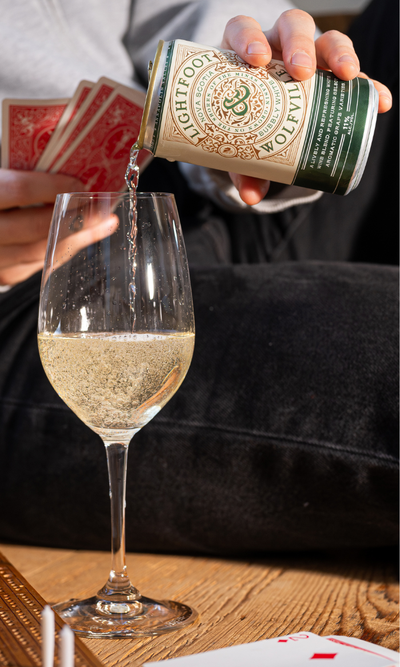 Bubbly White NV Can (12 pack)